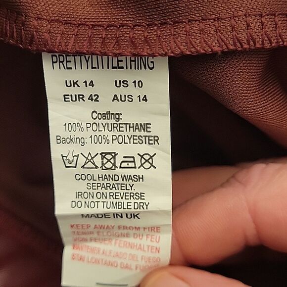 Pretty Little Thing plum faux leather leggings, size 10, inseam 35.5 inches long - Picture 10 of 10